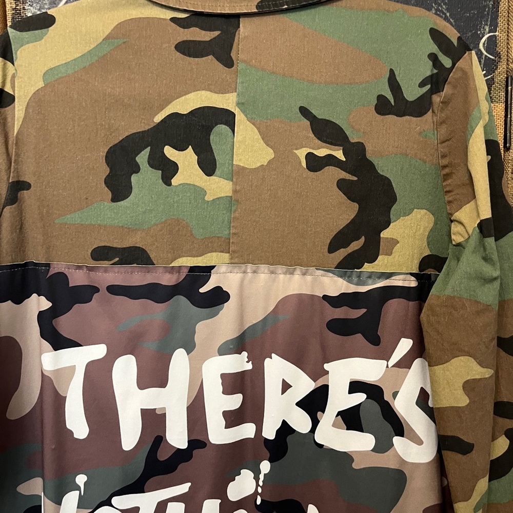 CAMO Trench Coat "There's Nothing Like a SISTAH" Graffiti Jacket Street Wear - Picture 4 of 11